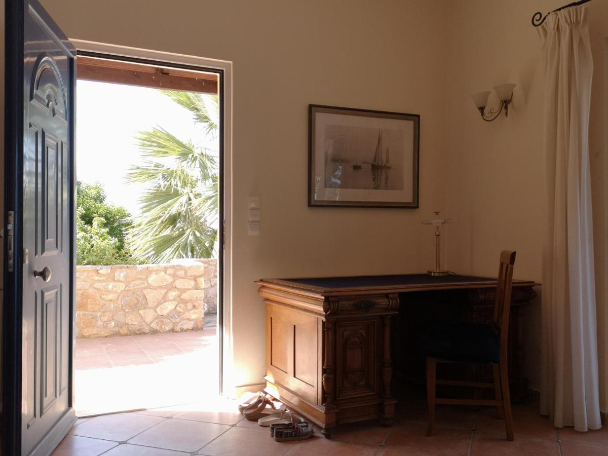 Villa Lir Tholos  Екстер'єр фото