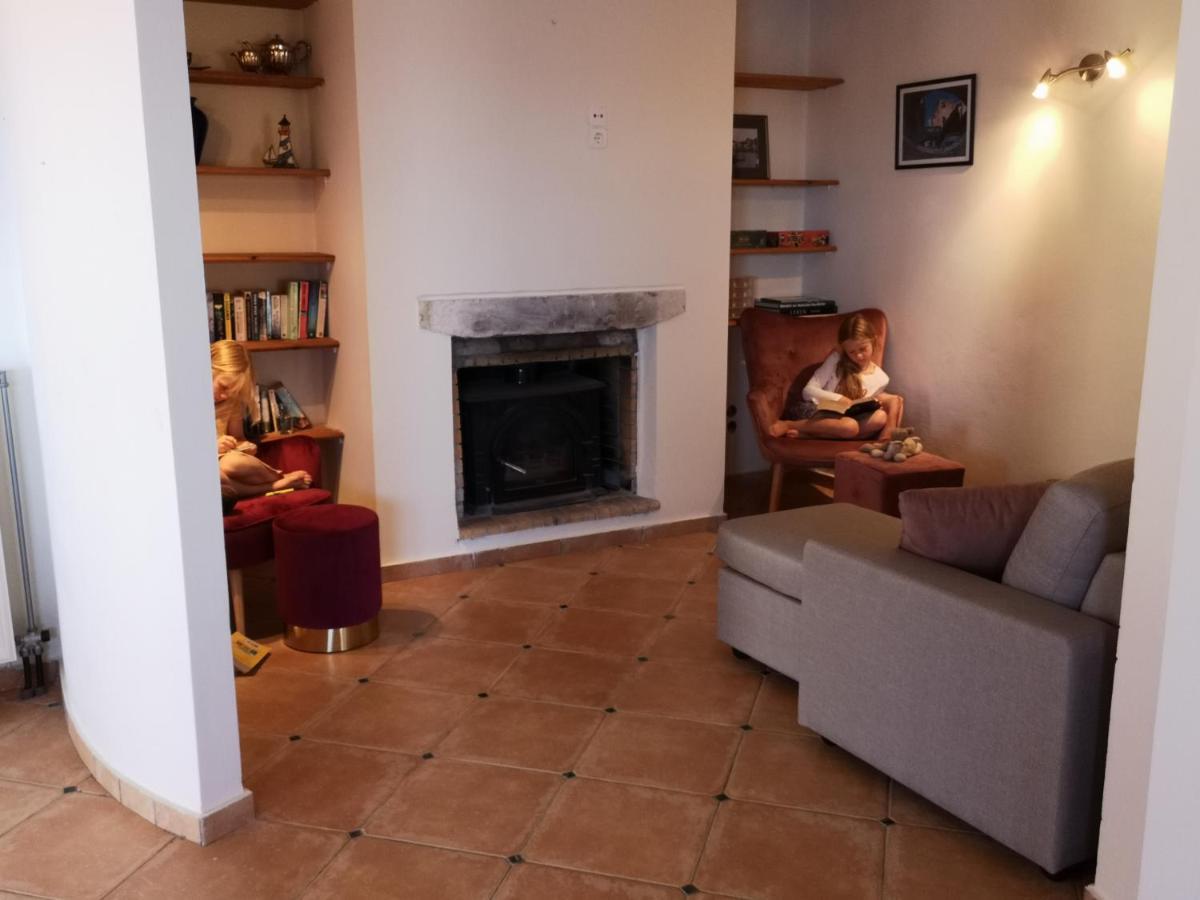 Villa Lir Tholos  Екстер'єр фото
