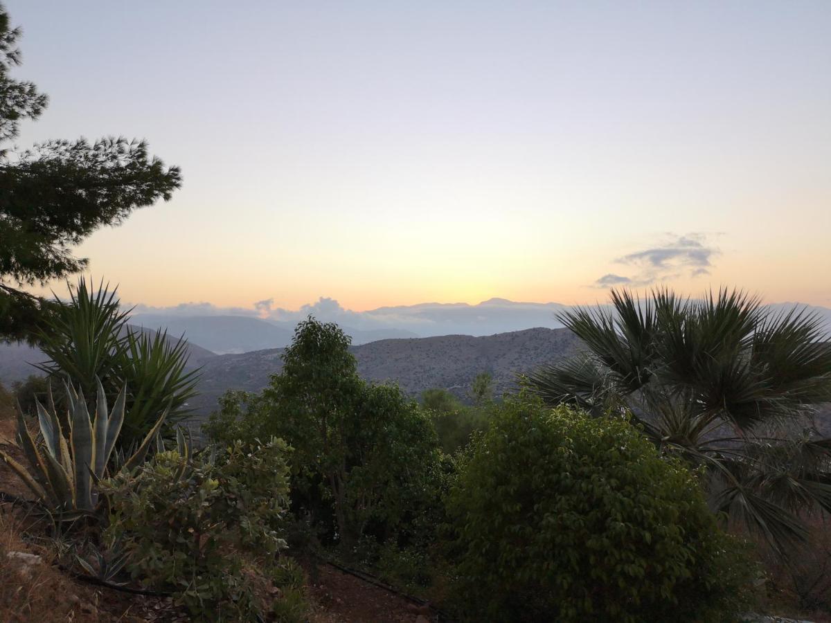 Villa Lir Tholos  Екстер'єр фото
